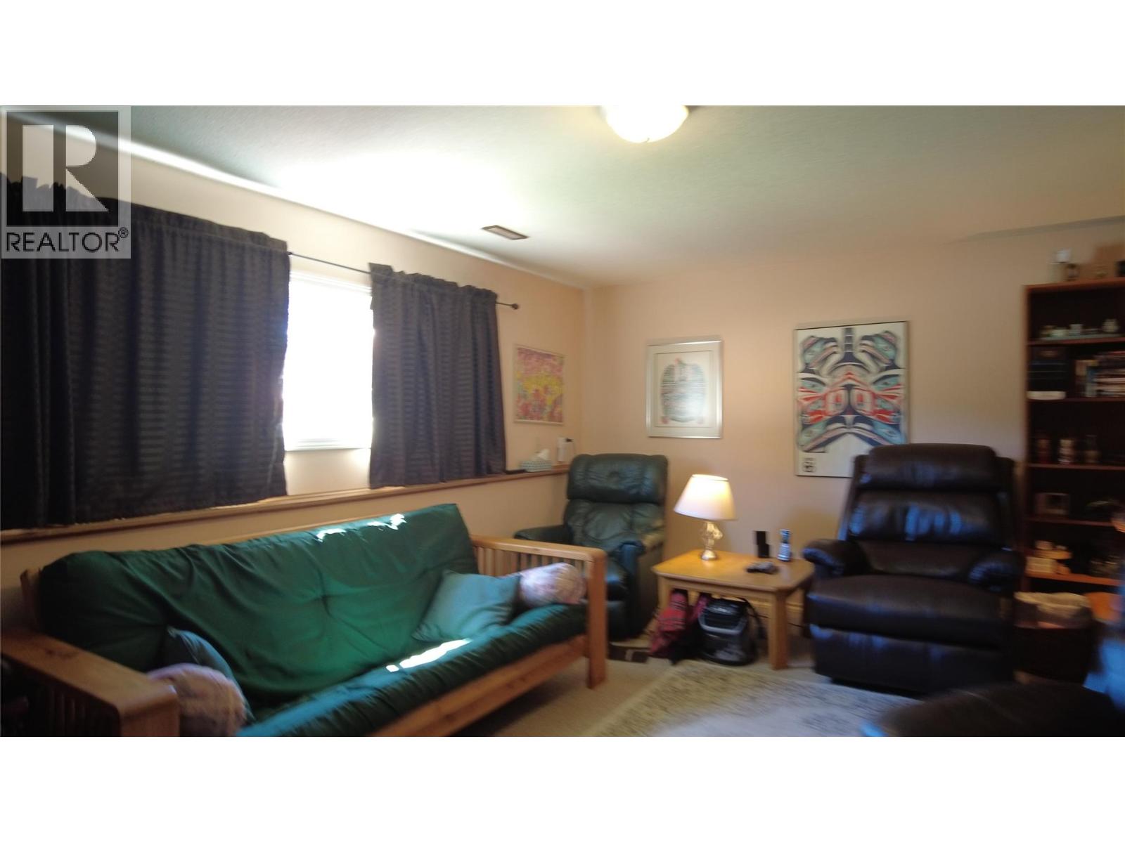 7389 Valley Heights Drive, Grand Forks