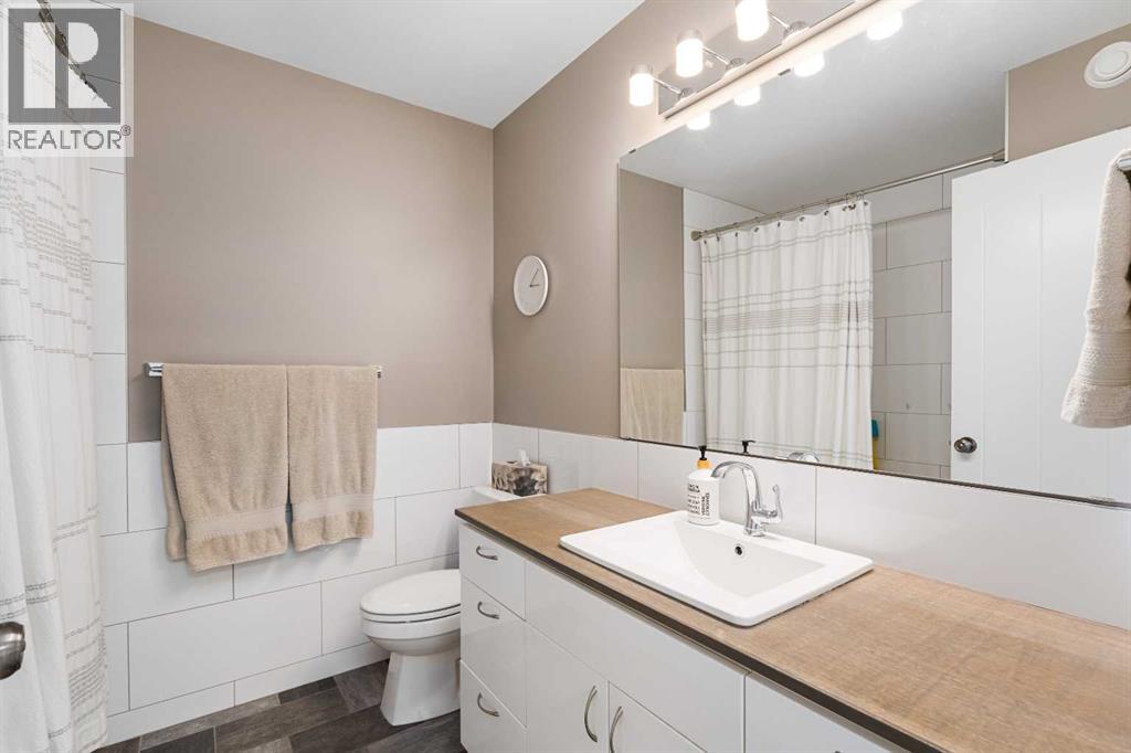 Single Family House for Sale in   Avenue SE Ramsay Calgary 