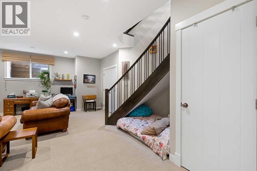 Single Family House for Sale in   Avenue SE Ramsay Calgary 