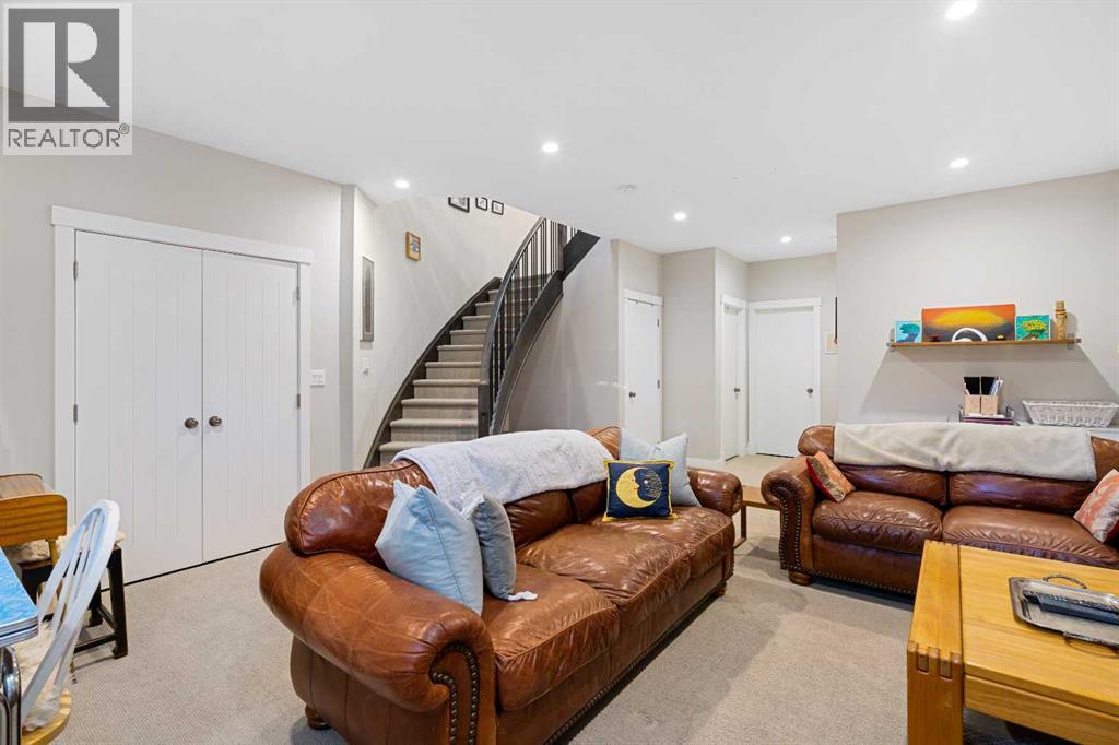 Single Family House for Sale in   Avenue SE Ramsay Calgary 
