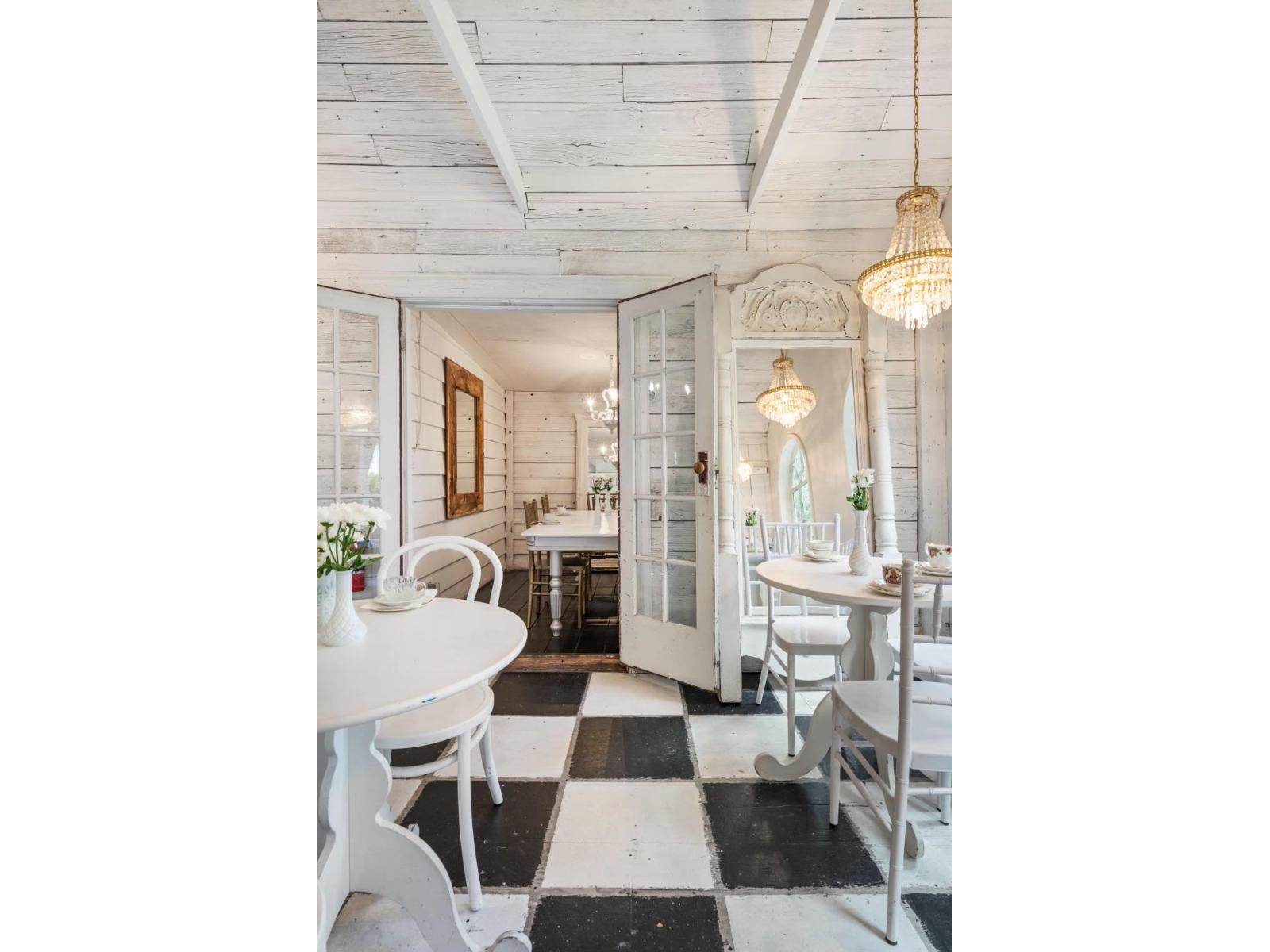 9090 GLOVER ROAD, Langley
