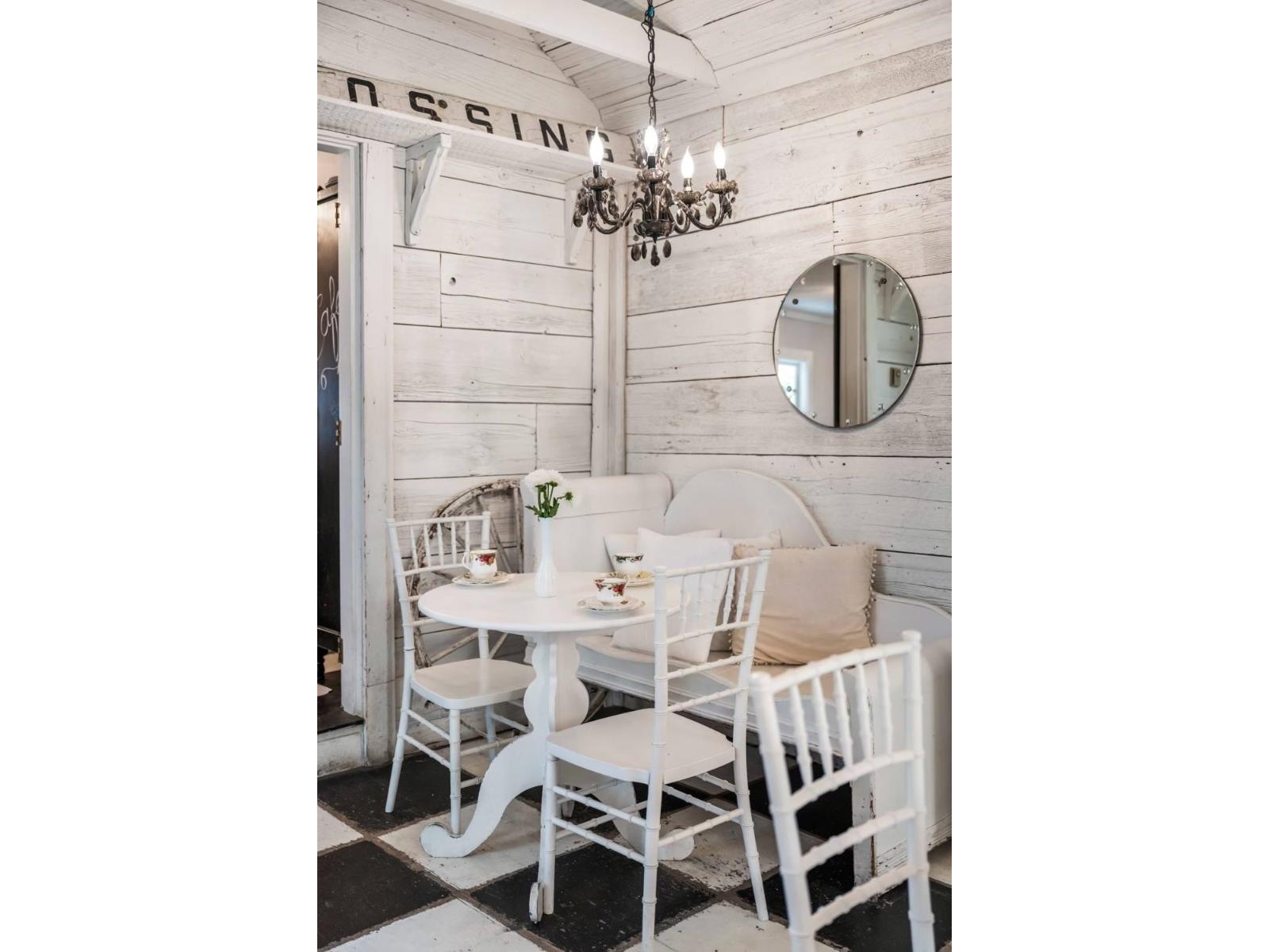 9090 GLOVER ROAD, Langley