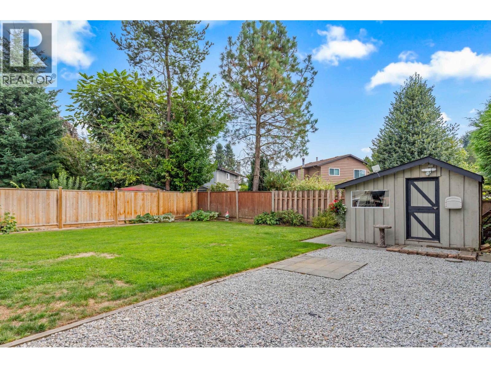 19226 HAMMOND ROAD, Pitt Meadows