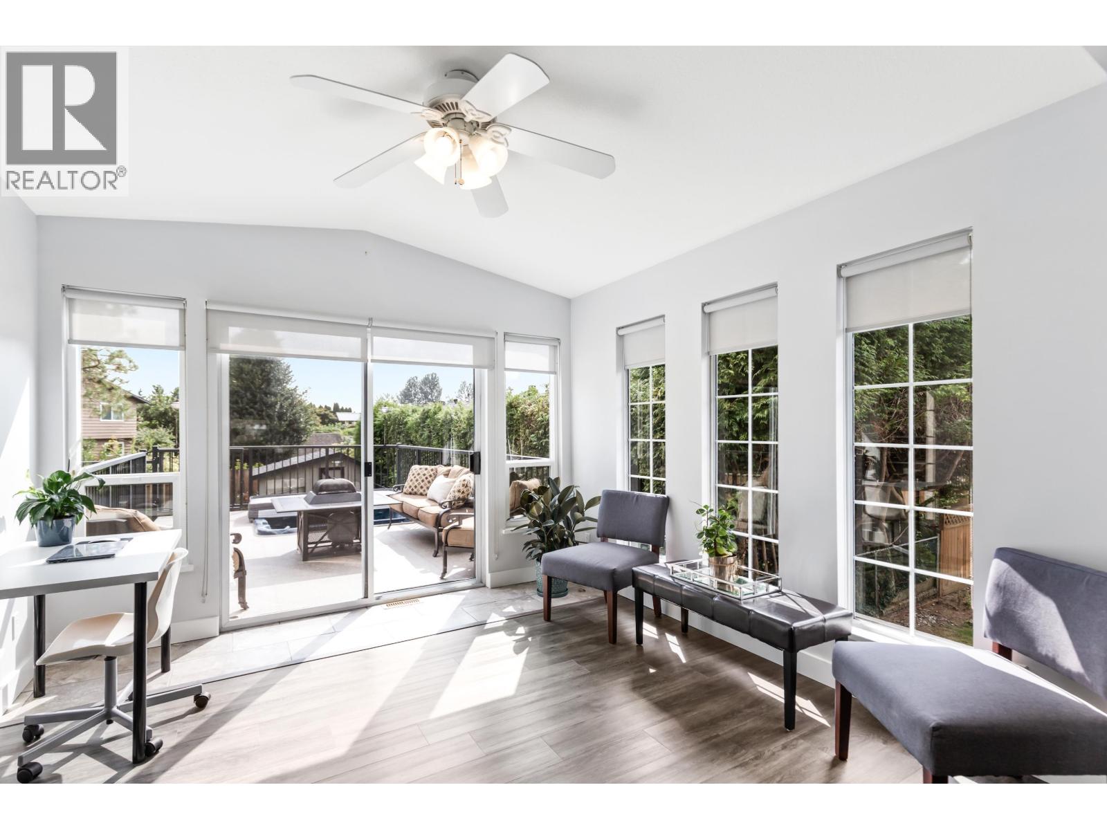 19226 HAMMOND ROAD, Pitt Meadows