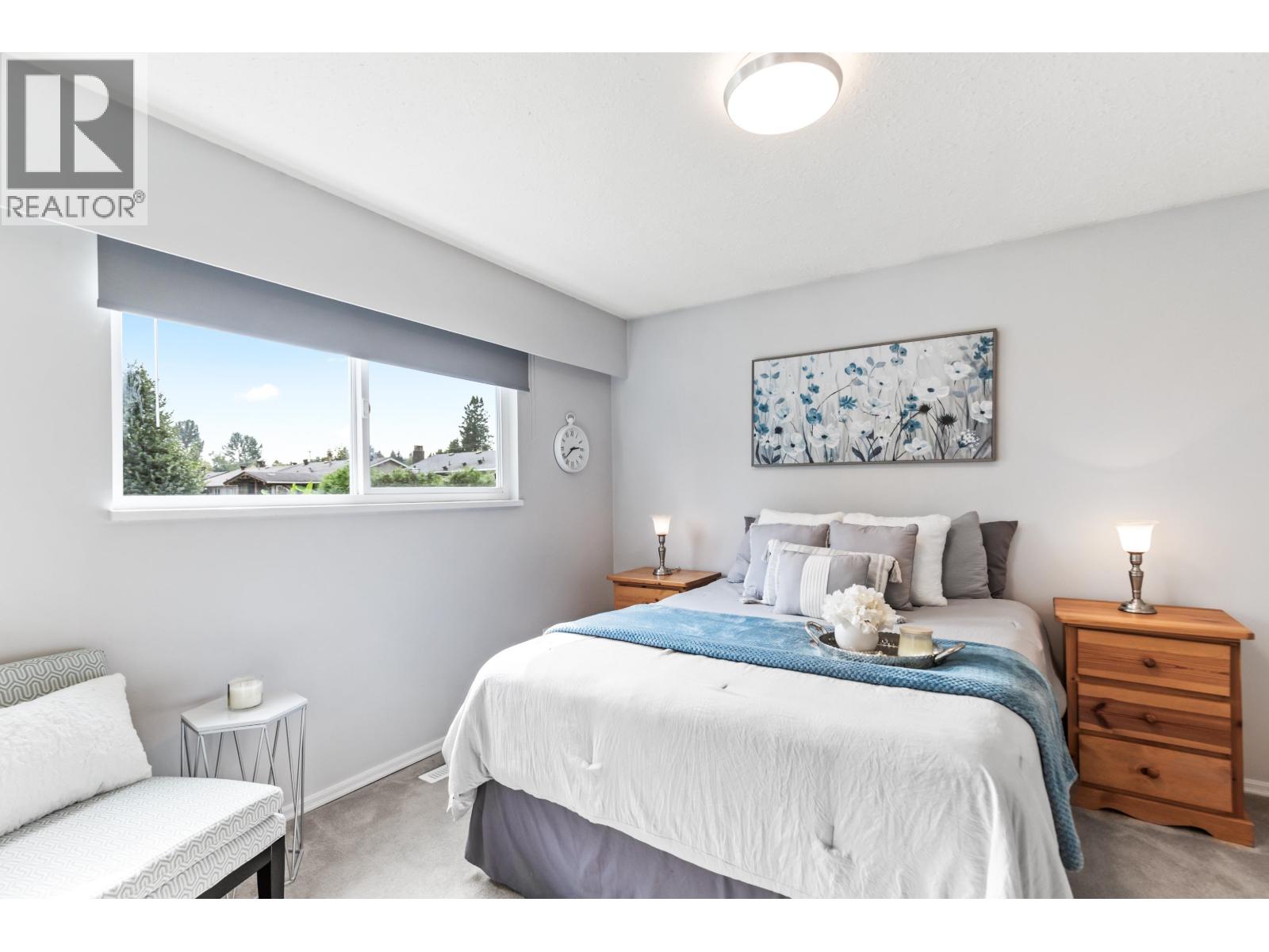 19226 HAMMOND ROAD, Pitt Meadows