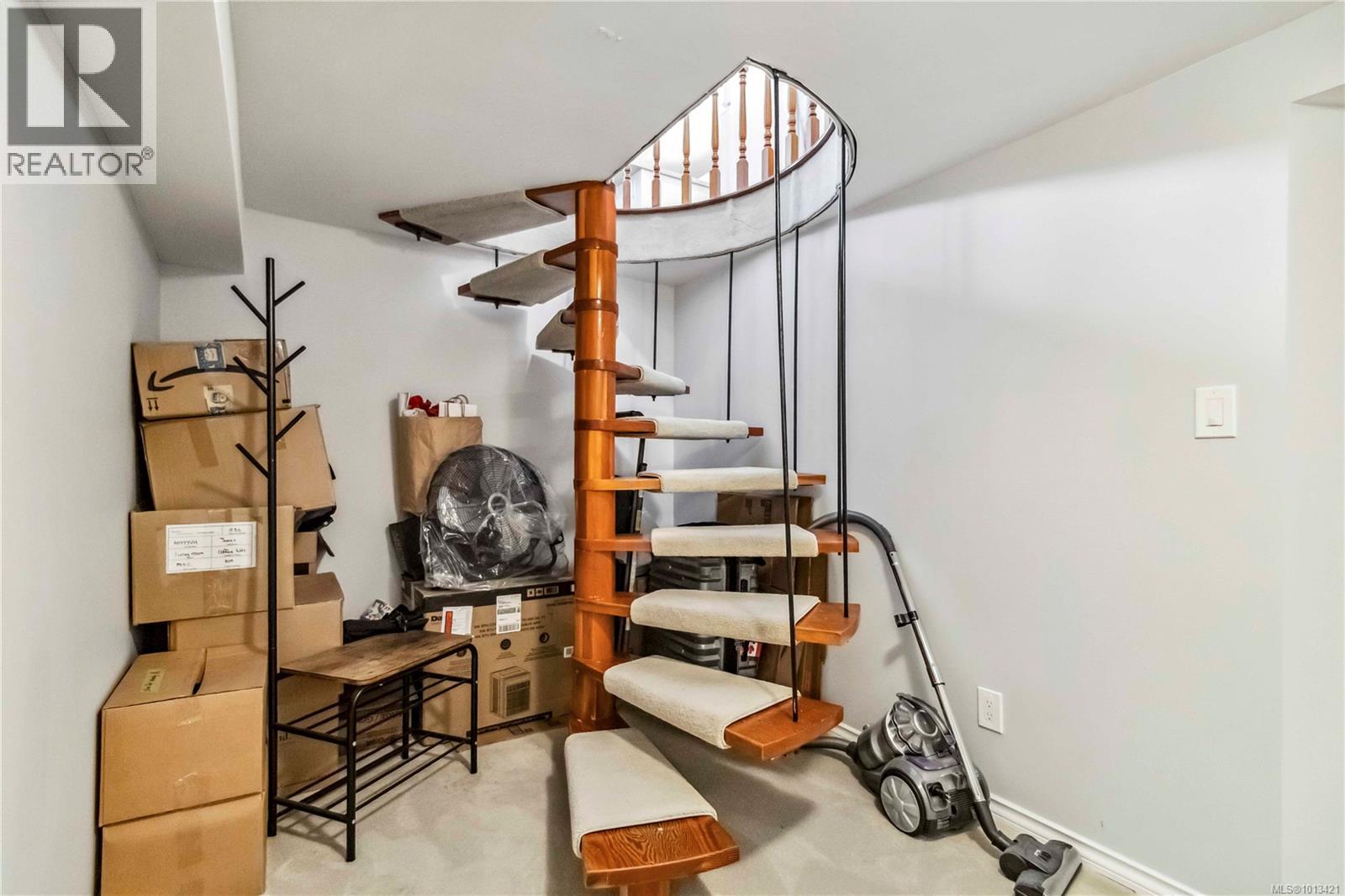 1112 Craigflower Rd, Esquimalt