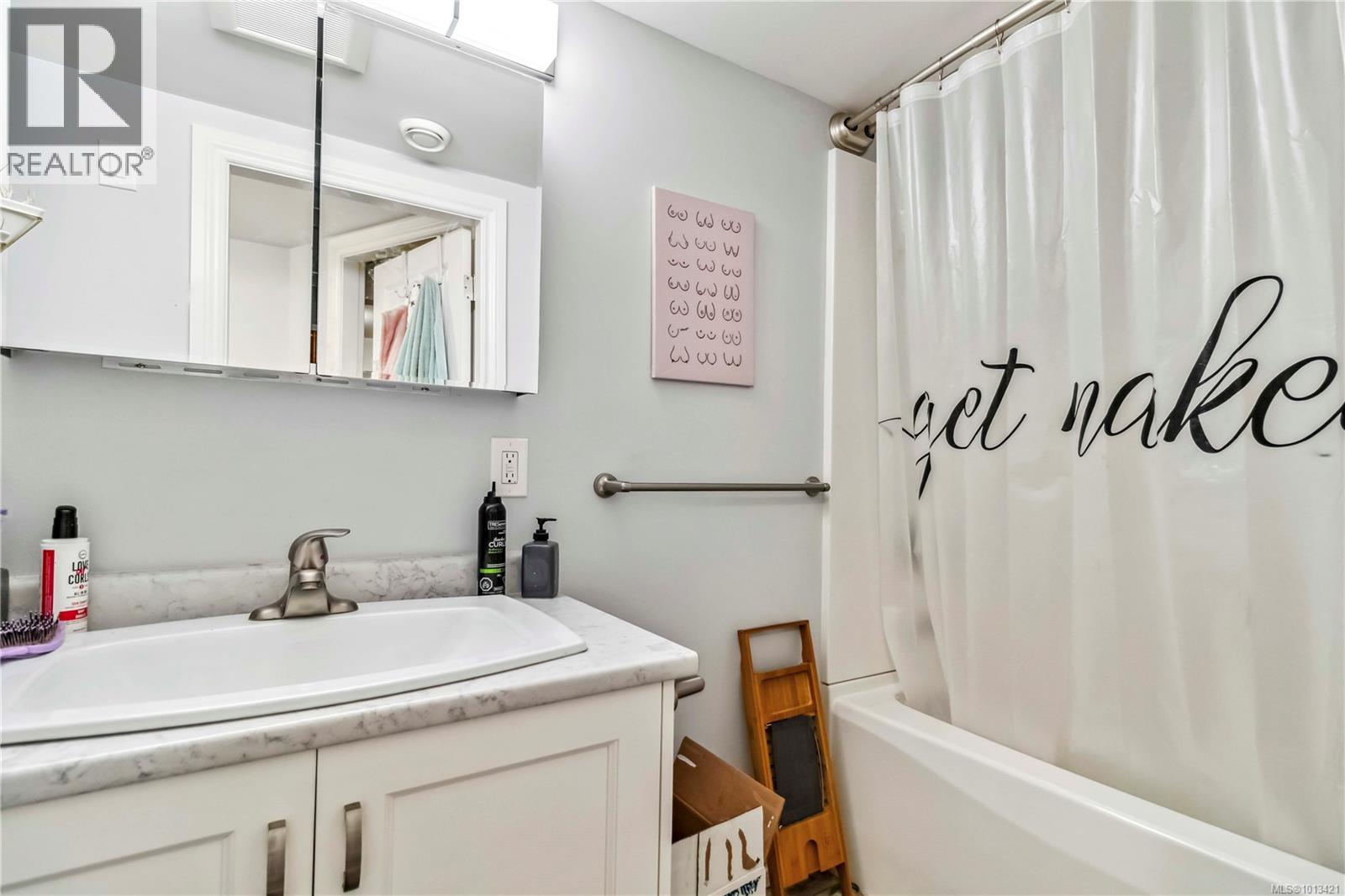 1112 Craigflower Rd, Esquimalt