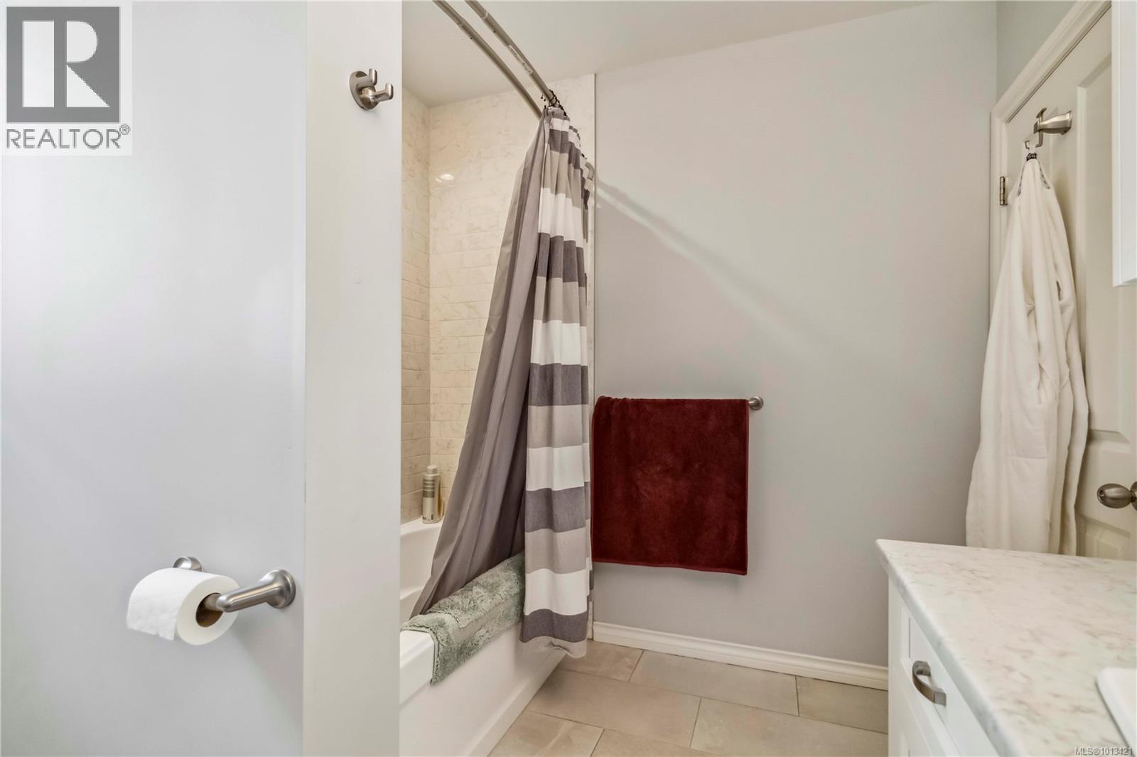 1112 Craigflower Rd, Esquimalt