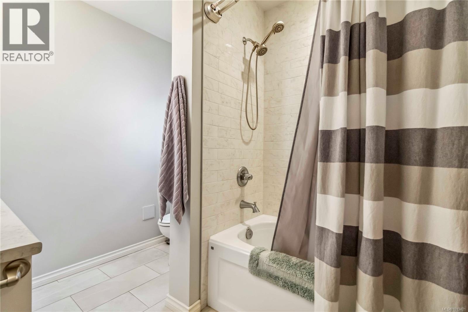 1112 Craigflower Rd, Esquimalt