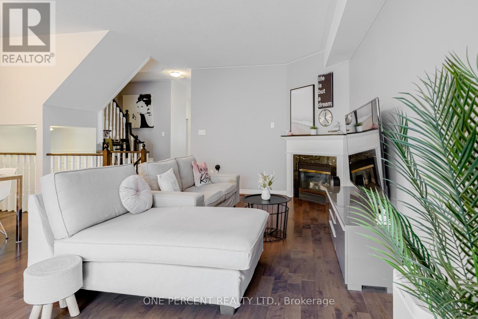 Single Family House for Sale in  LANDER CRESCENT Vaughan (Patterson) 