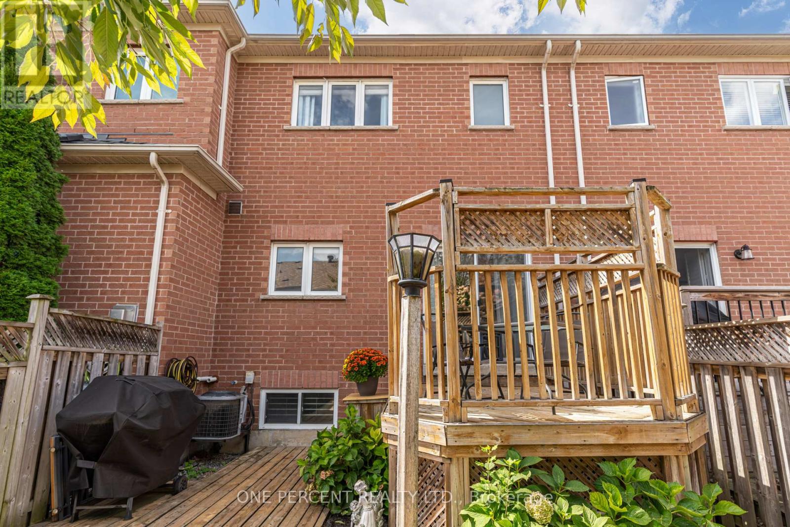 Single Family House for Sale in  LANDER CRESCENT Vaughan (Patterson) 