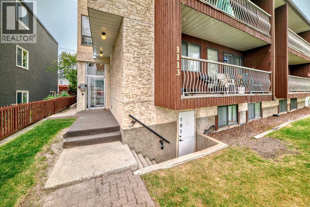 Single Family House for Sale in    Street SW Rosscarrock Calgary 