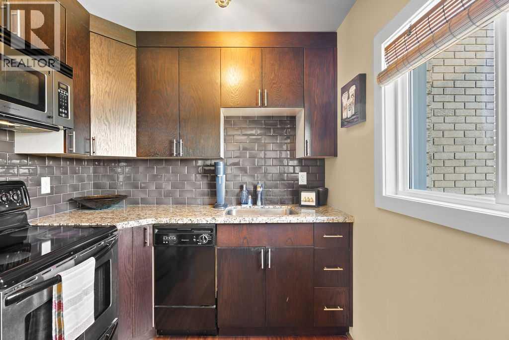 Single Family House for Sale in   A Street SW Bankview Calgary 