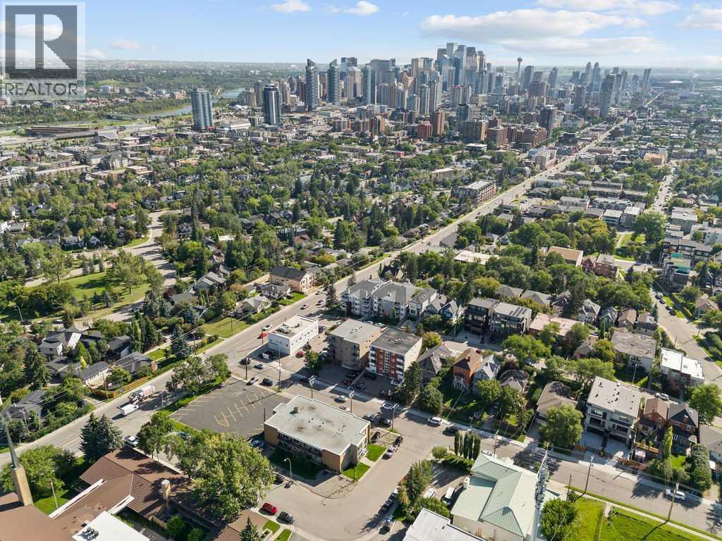 Single Family House for Sale in   A Street SW Bankview Calgary 