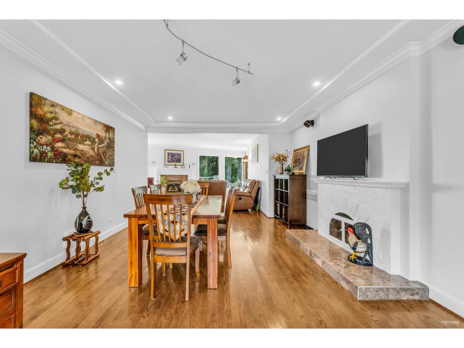 14104 MARINE DRIVE, White Rock