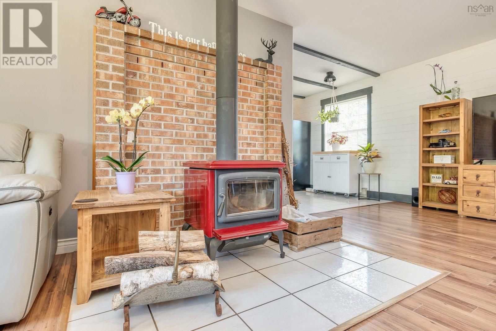 Property 6 of 26 of 252 Eves Road