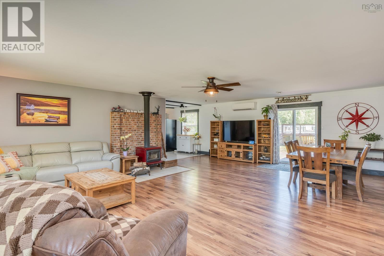 Property 7 of 26 of 252 Eves Road