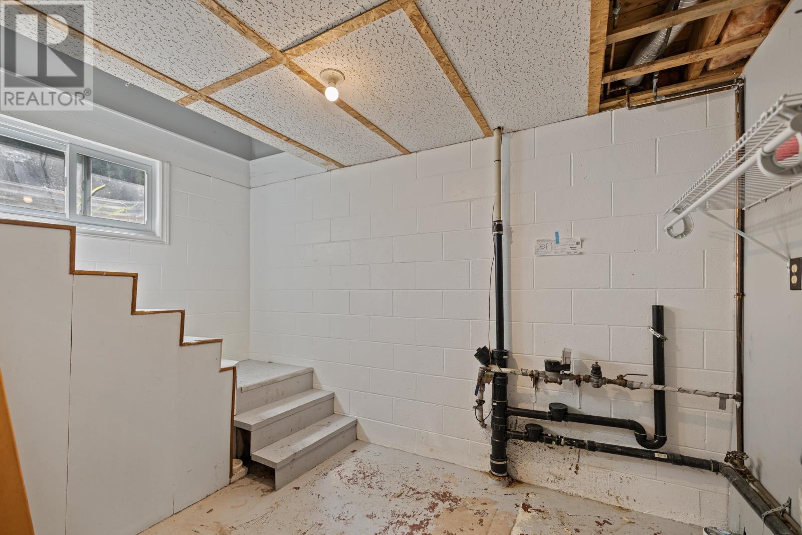 Multi-family House for Sale in  Ralden Avenue Sherwood 