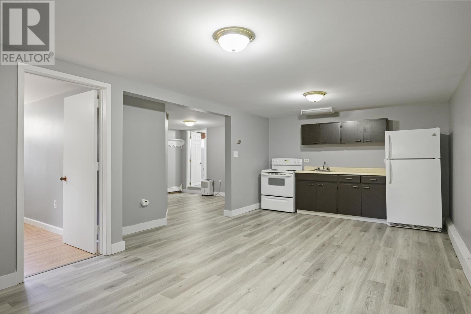 Multi-family House for Sale in  Ralden Avenue Sherwood 