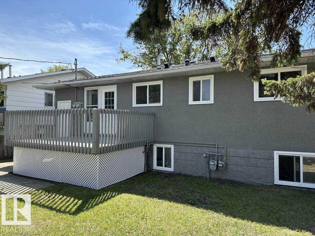 Single Family House Bungalow for Sale in /  AV NW Edmonton 