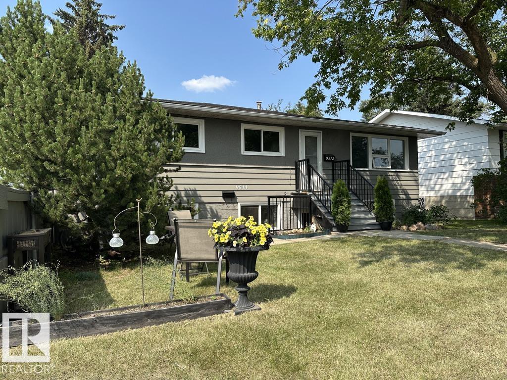 Single Family House Bungalow for Sale in /  AV NW Edmonton 