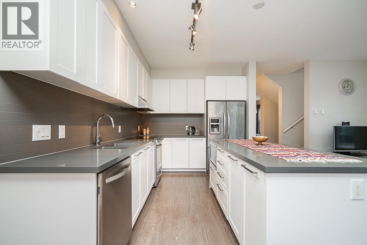 37 3461 PRINCETON AVENUE, Coquitlam