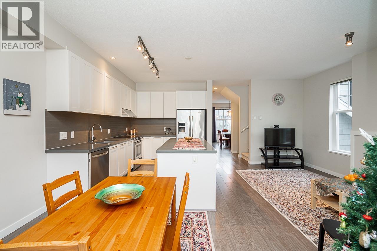 37 3461 PRINCETON AVENUE, Coquitlam