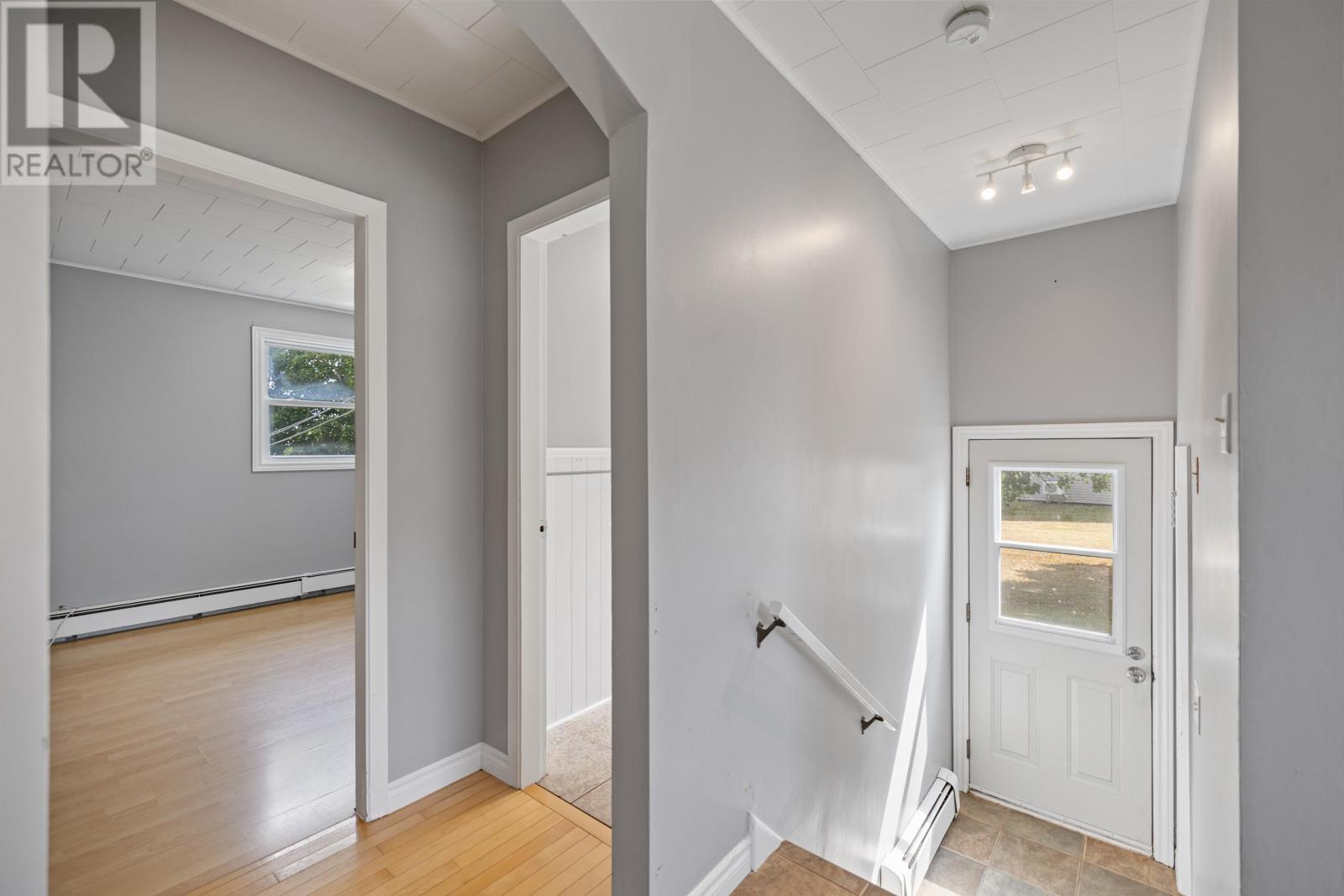 Single Family House Character for Sale in  Ralden Avenue Sherwood 