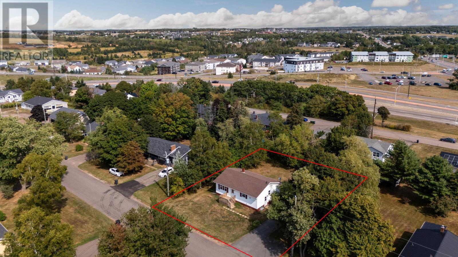 Single Family House Character for Sale in  Ralden Avenue Sherwood 
