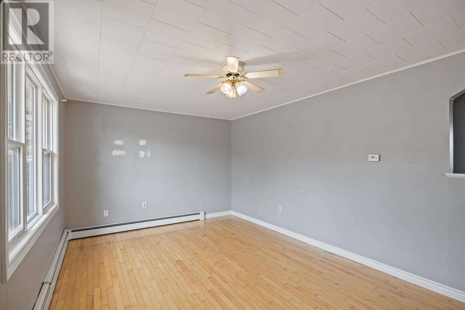Single Family House Character for Sale in  Ralden Avenue Sherwood 