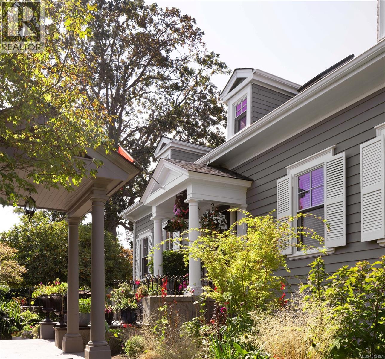  2655 Shady Lane, Oak Bay