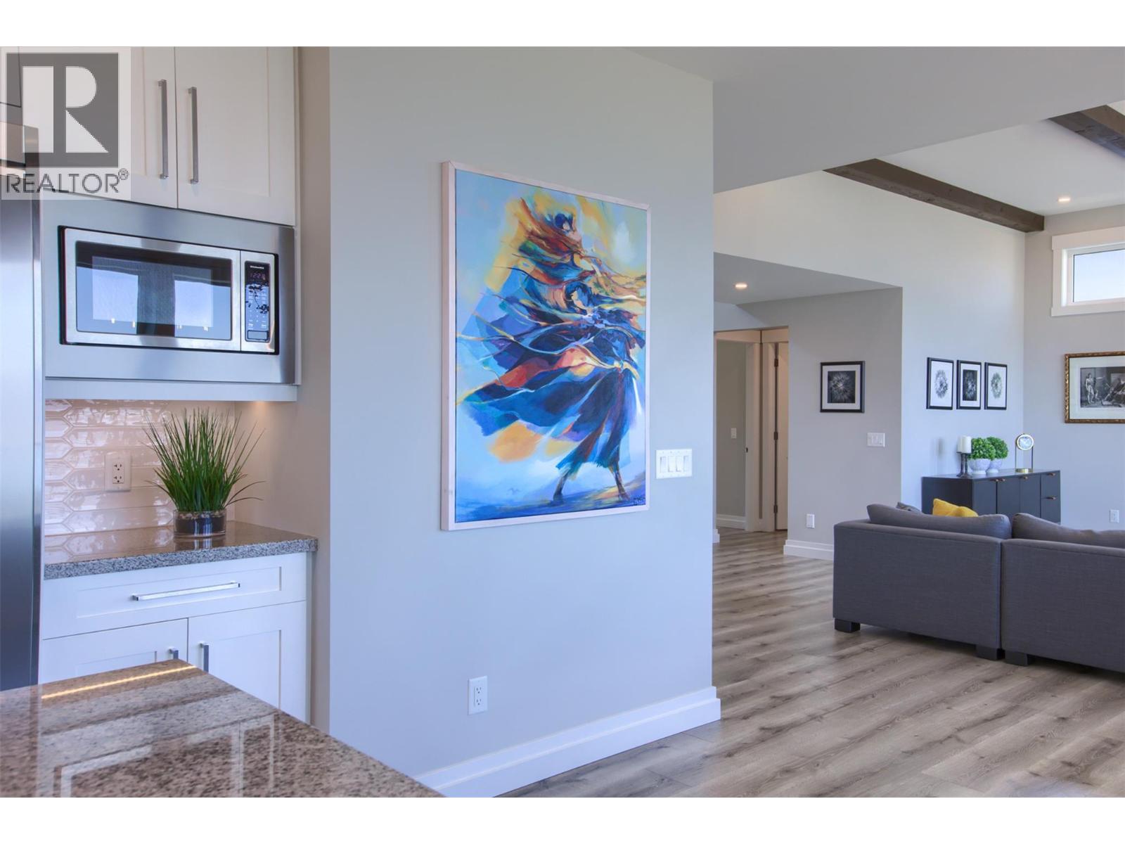  446 Hawk Hill Drive, Kelowna