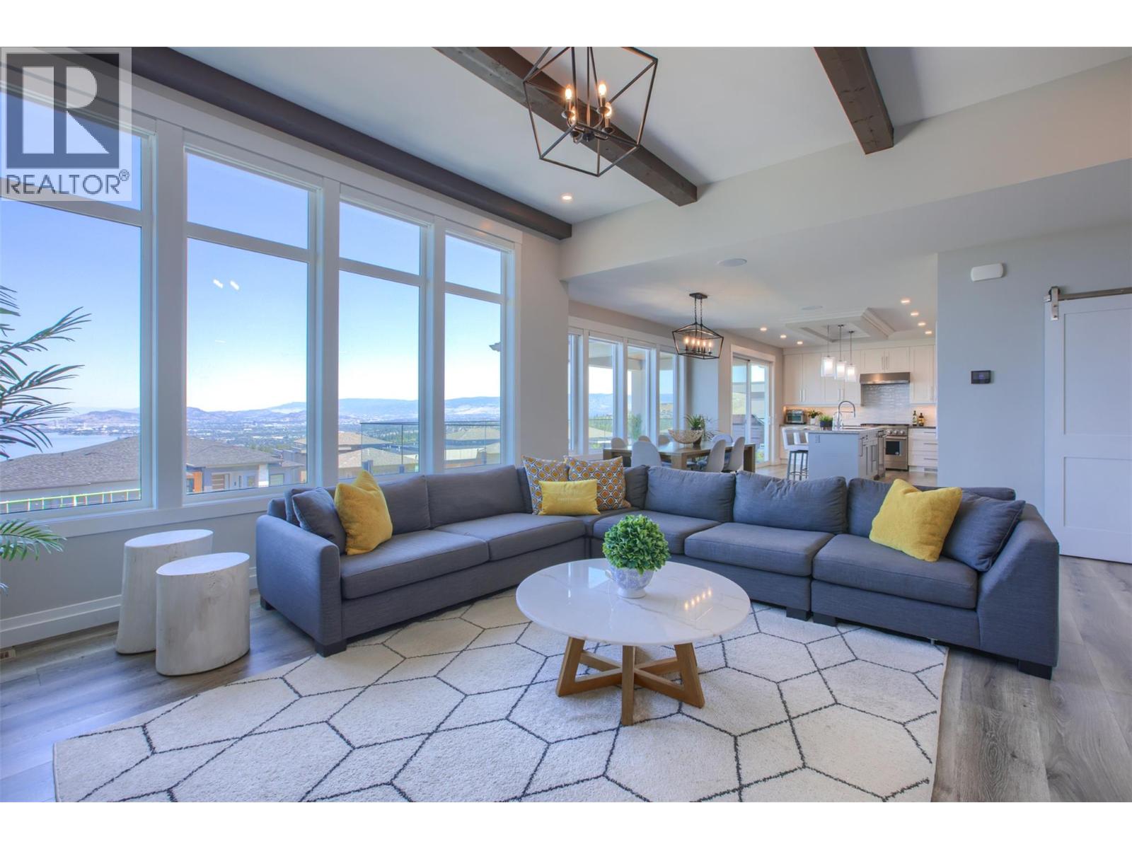  446 Hawk Hill Drive, Kelowna