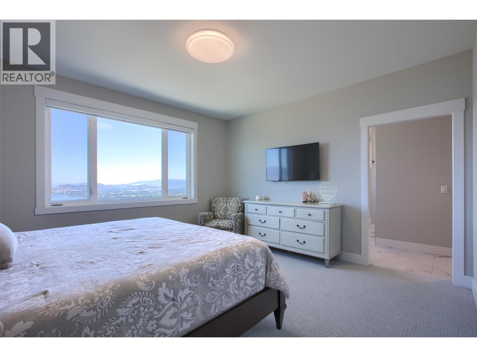  446 Hawk Hill Drive, Kelowna