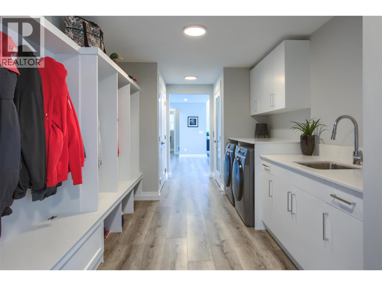  446 Hawk Hill Drive, Kelowna