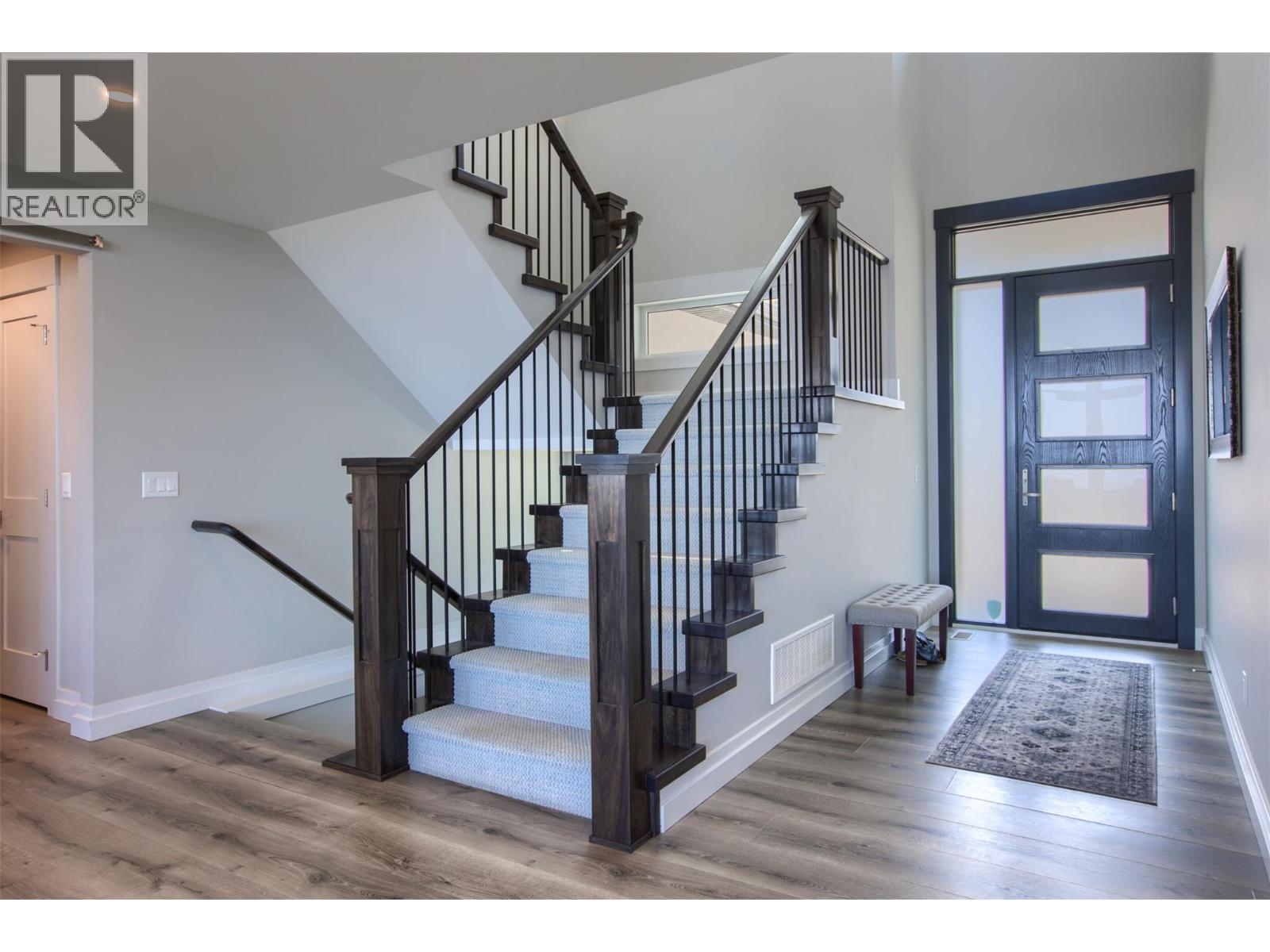  446 Hawk Hill Drive, Kelowna