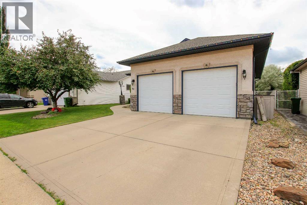 49 Leung Close, Red Deer