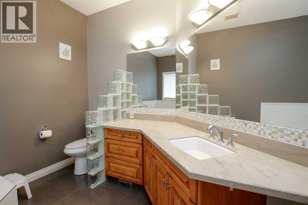 49 Leung Close, Red Deer