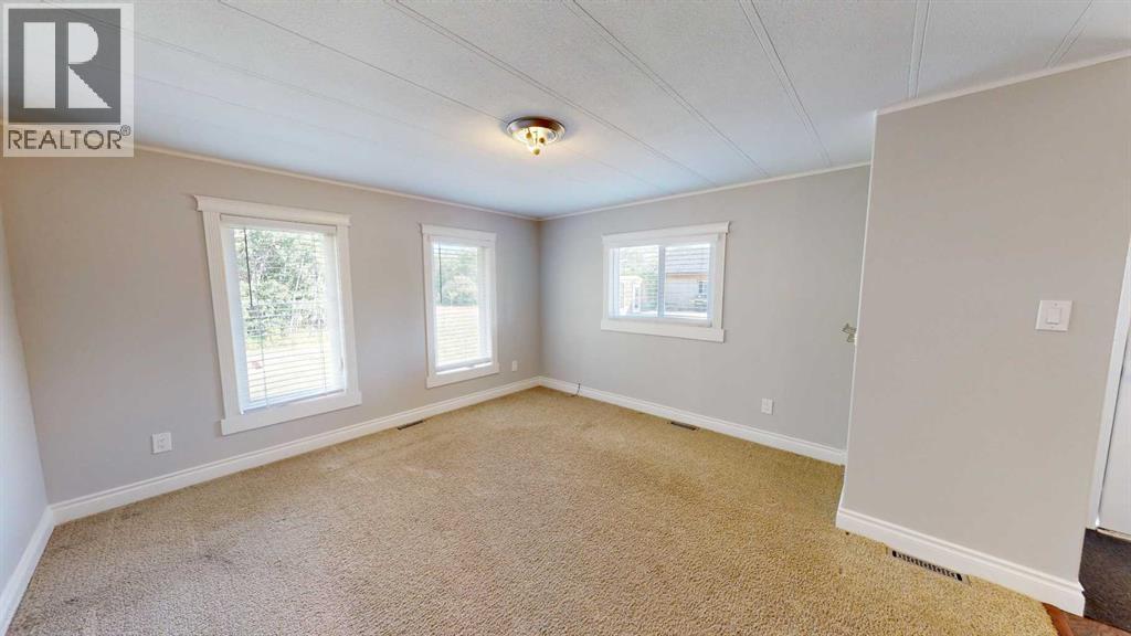 15350 Twp Rd 672, Plamondon