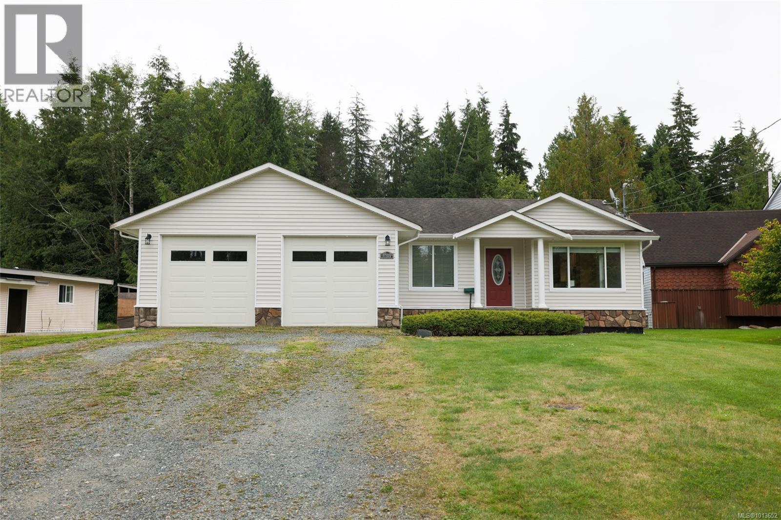 4175 Byng Rd, Port Hardy
