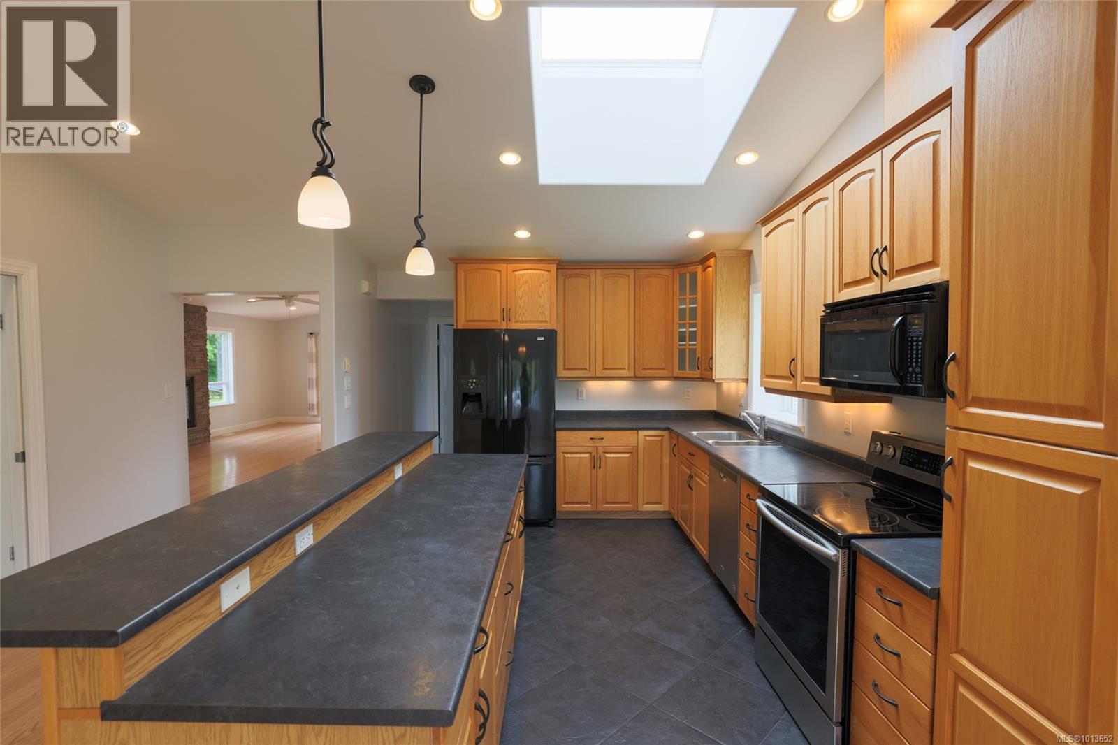 4175 Byng Rd, Port Hardy