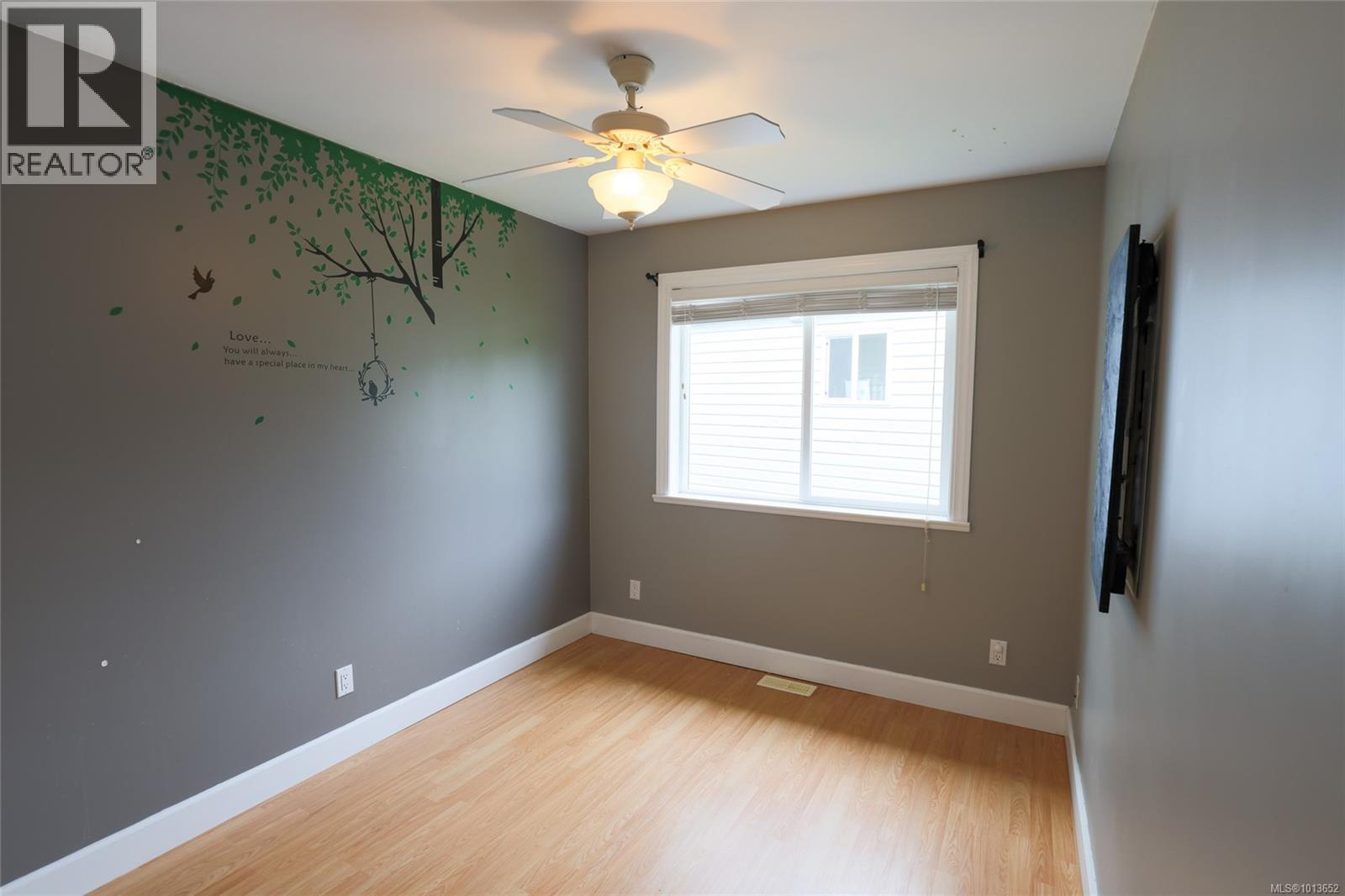 4175 Byng Rd, Port Hardy