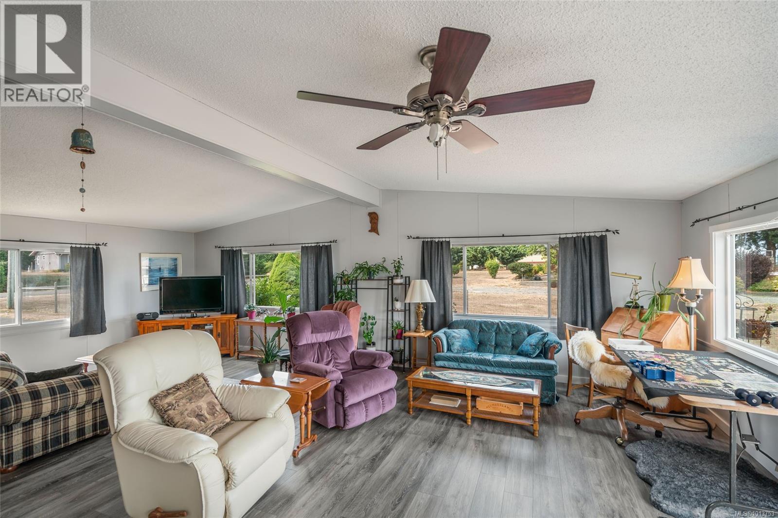 7442 Yake Rd, Fanny Bay