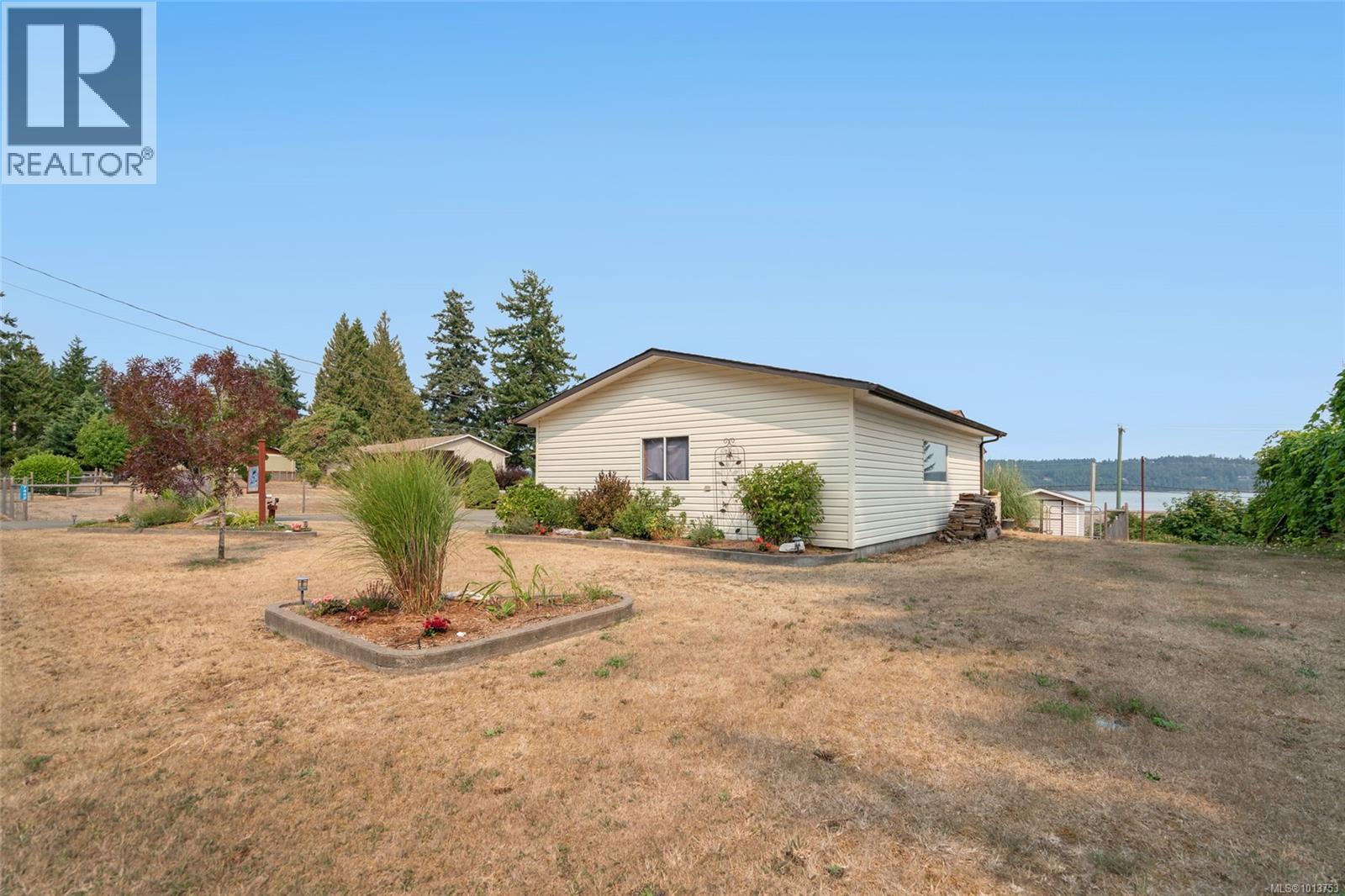 7442 Yake Rd, Fanny Bay