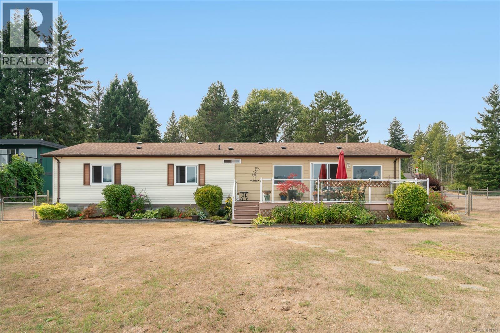 7442 Yake Rd, Fanny Bay