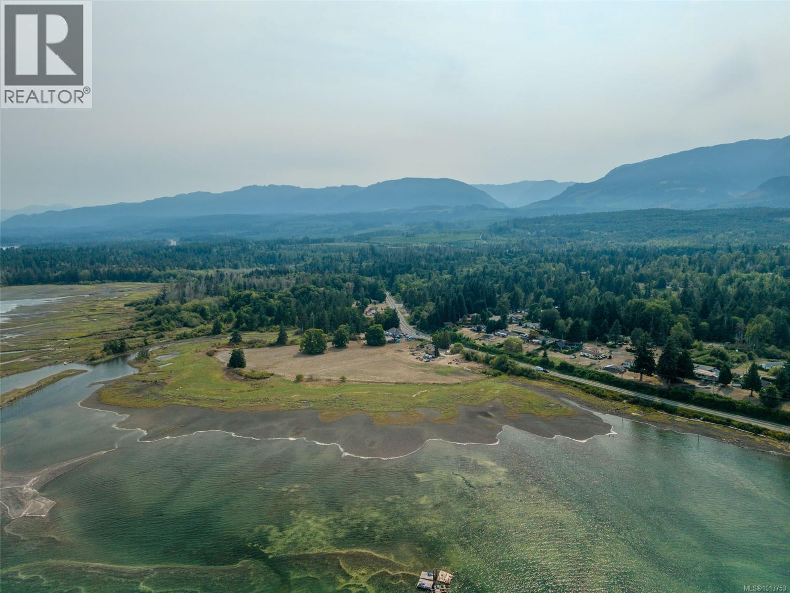 7442 Yake Rd, Fanny Bay