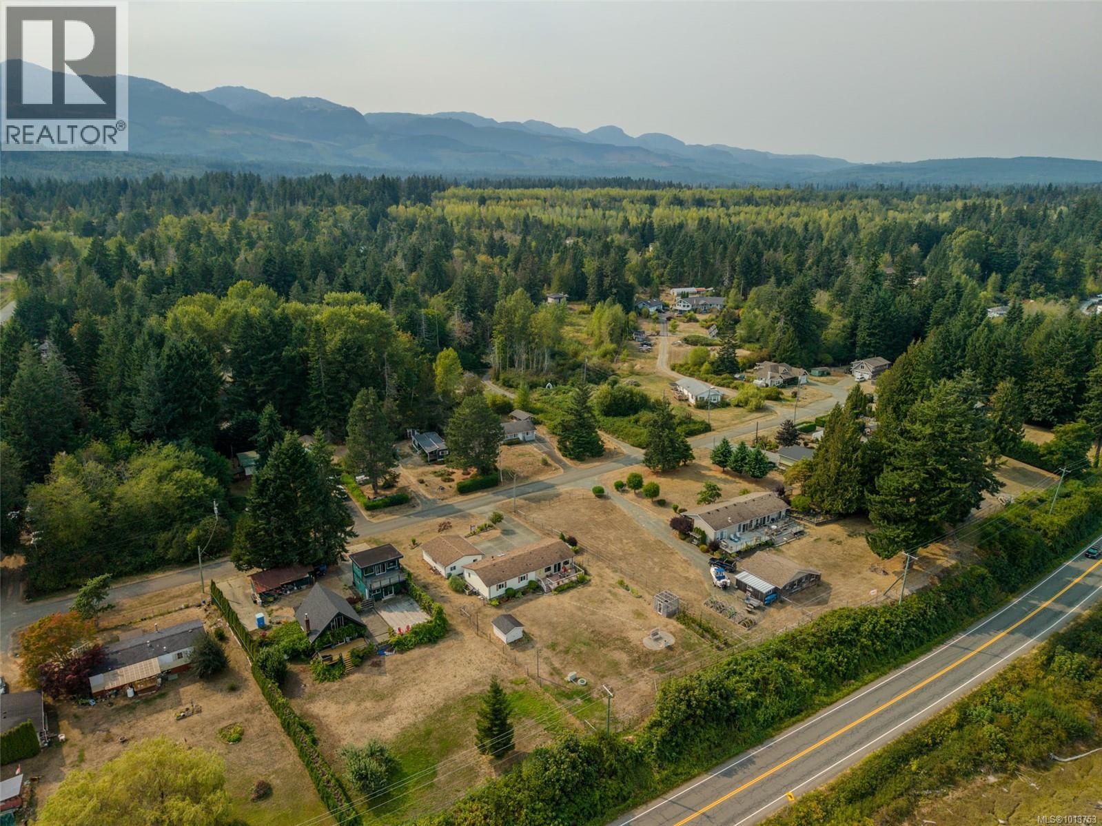 7442 Yake Rd, Fanny Bay