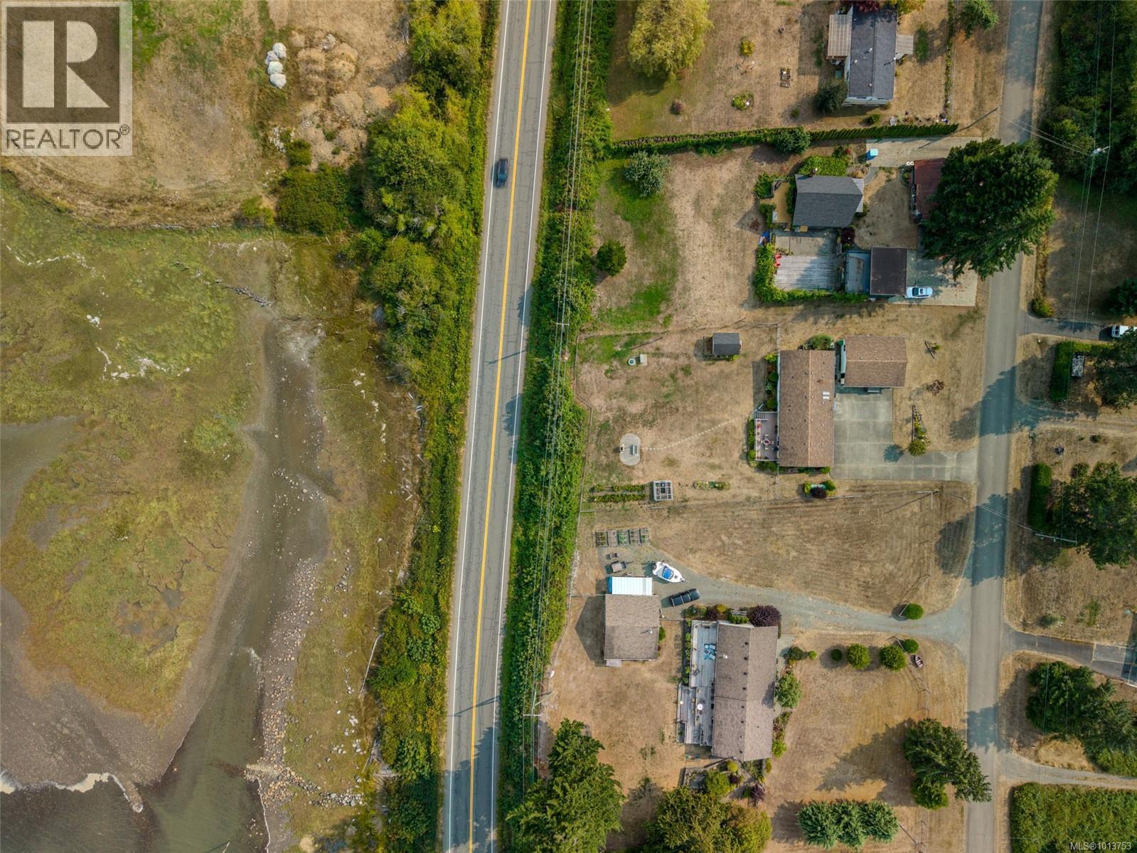 7442 Yake Rd, Fanny Bay