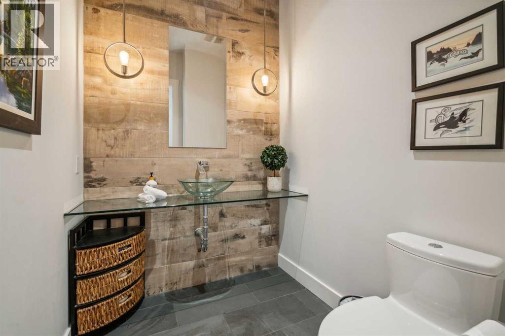 Single Family House for Sale in  A Street NW Parkdale Calgary 