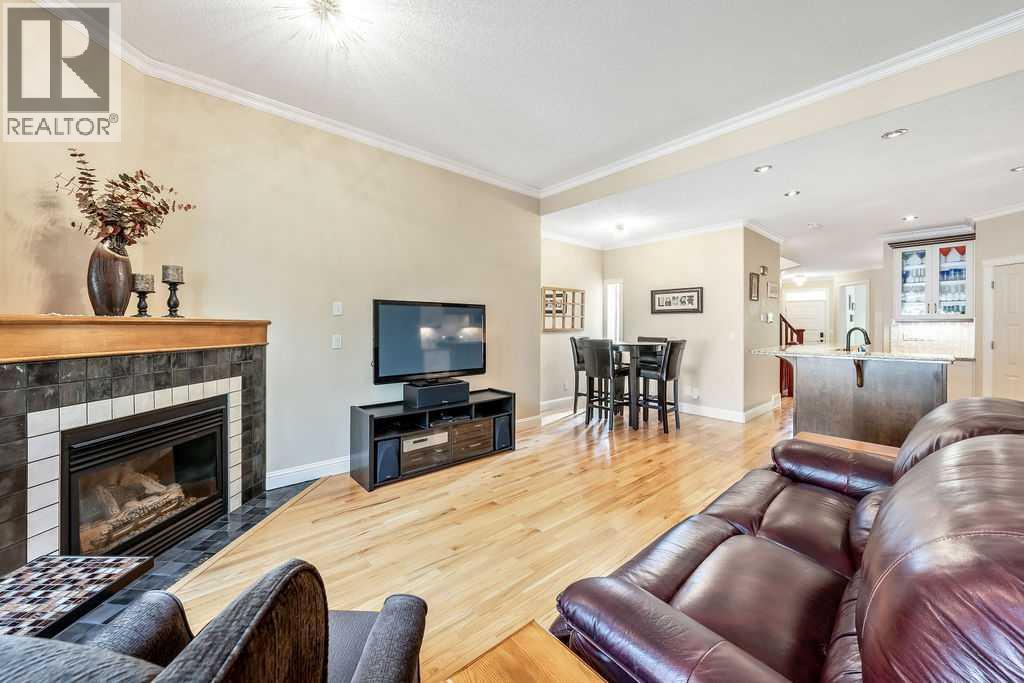 Single Family House for Sale in   Avenue NE Renfrew Calgary 
